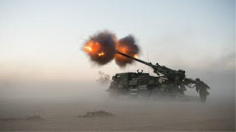 欧洲联合军演各国炮兵展示(凯撒自行榴弹炮、PzH2000、M270、120mm迫击炮)